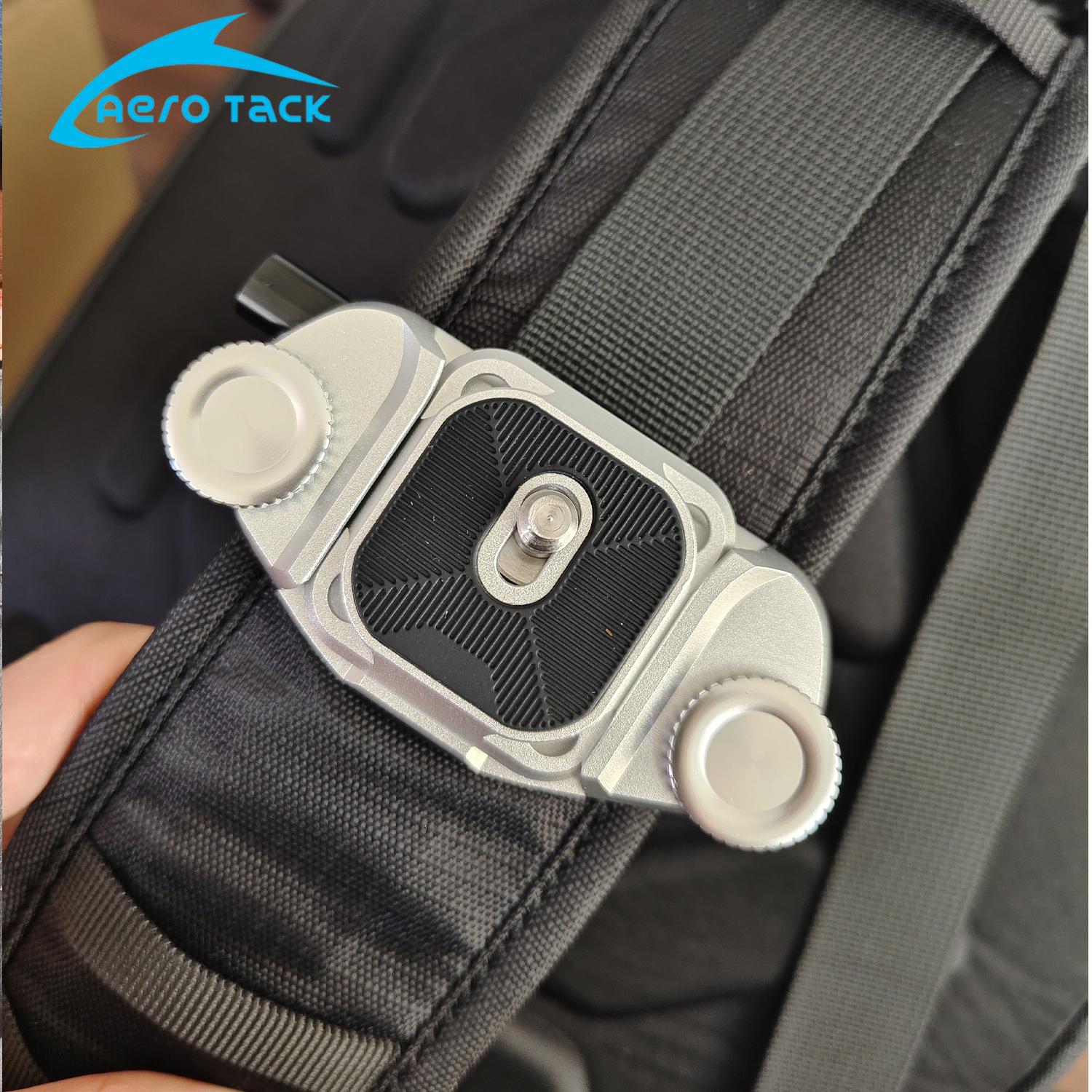 Aero Tack Quick Release Backpa - Peak Design Clip บทวิจารณ์และราคา
