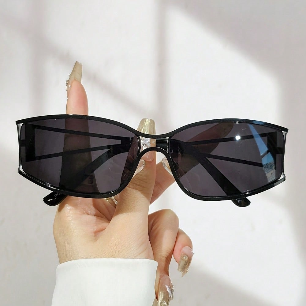 A Pair Of Fashionable Adult Ov - Photography Design บทวิจารณ์และราคา